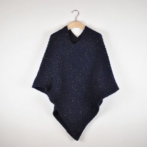 poncho alpaca tweed fatto a maglia