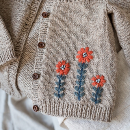 Embroidery on knits - immagine 4