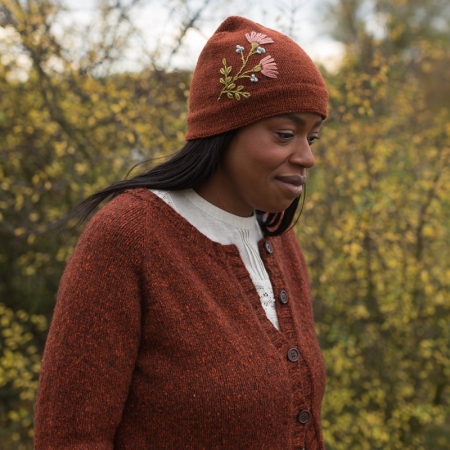 Embroidery on knits - immagine 12